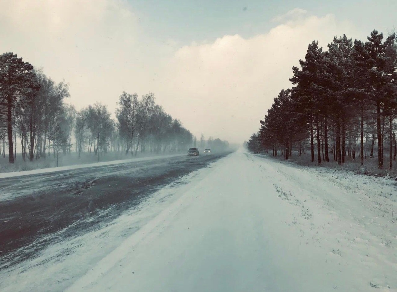 Почти 70 пунктов обогрева работает на дорогах Иркутской области